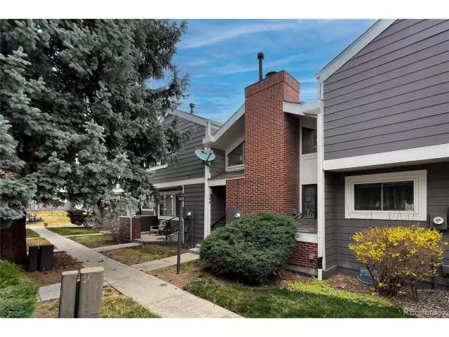 MLS: 8332941 Condo For Sale