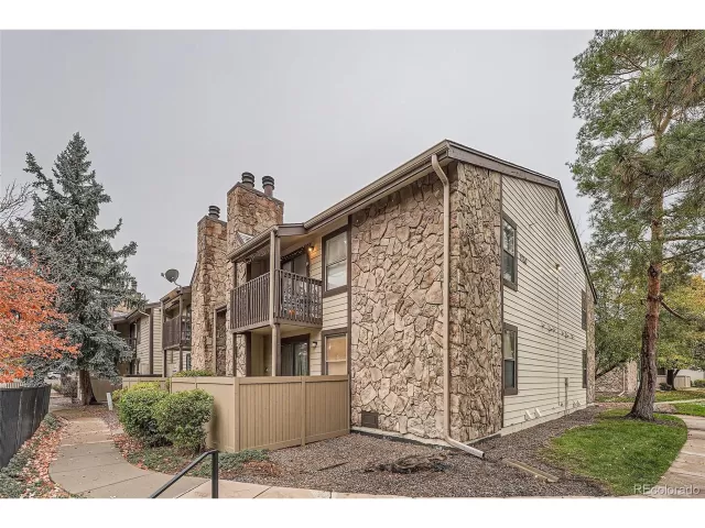 MLS: 8336553 Condo For Sale