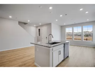 Photo #6: 8339525 Listing