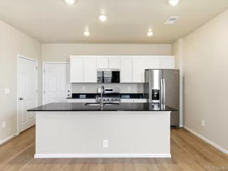 Photo #2: 8340828 Listing