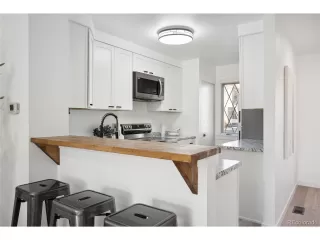 Photo #6: 8341897 Listing