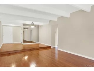 Photo #6: 8343198 Listing 