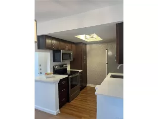 Photo #3: 8343850 Listing