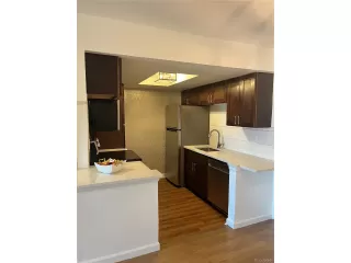 Photo #4: 8343850 Listing