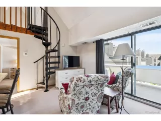 Photo #6: 8346961 Listing 