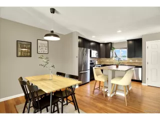 Photo #5: 8350018 Listing 