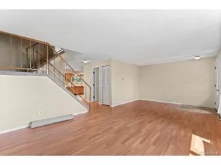 Photo #4: 8350210 Listing