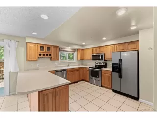 Photo #6: 8350210 Listing