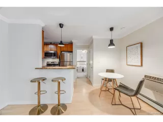 Photo #6: 8350531 Listing