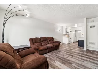 Photo #3: 8351326 Listing 