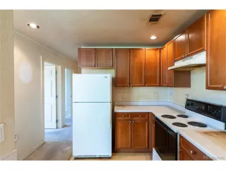 Photo #5: 8351998 Listing