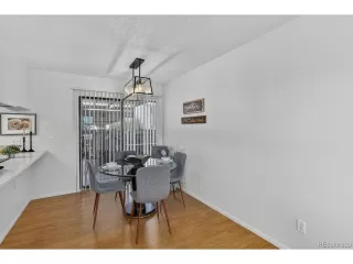 Photo #6: 8354943 Listing