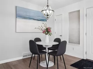 Photo #5: 8356634 Listing