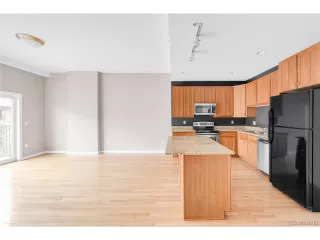 Photo #6: 8359199 Listing 