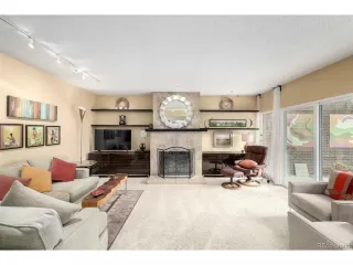 Photo #4: 8359967 Listing 