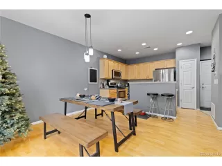 Photo #5: 8360853 Listing 