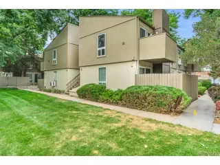 Photo #5: 8364378 Listing