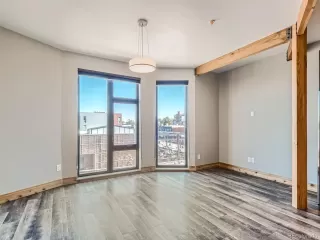 Photo #2: 8365385 Listing