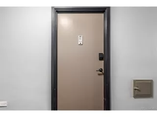 Photo #5: 8368382 Listing