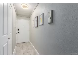 Photo #6: 8368382 Listing