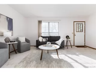 Photo #5: 8373587 Listing