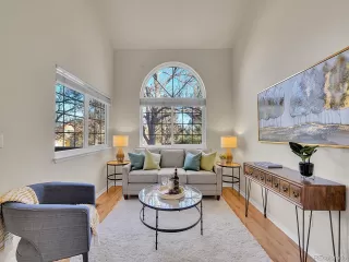 Photo #4: 8376972 Listing 