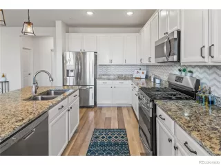 Photo #6: 8377158 Listing