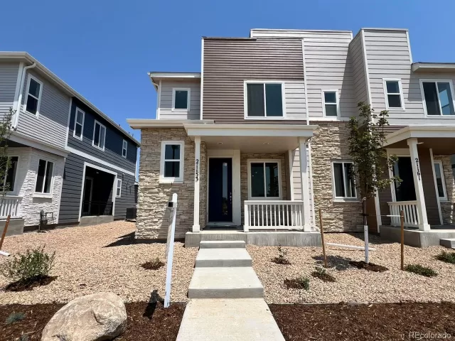 MLS: 8378298 Condo For Sale