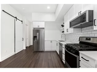 Photo #3: 8378806 Listing 