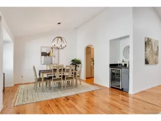 Photo #5: 8379235 Listing