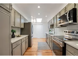 Photo #6: 8379235 Listing