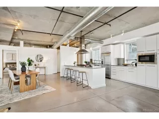 Photo #2: 8379513 Listing 