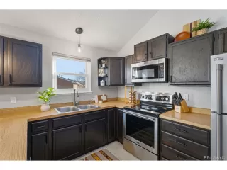 Photo #2: 8381016 Listing