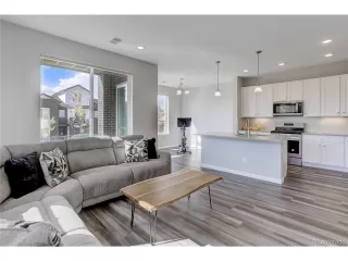 Photo #3: 8381394 Listing 