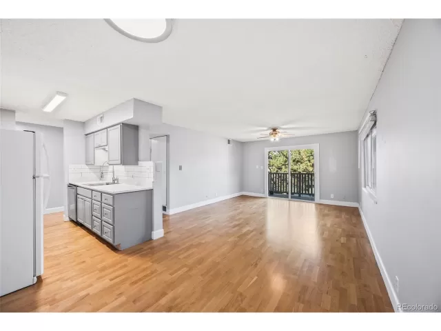 MLS: 8383968 Condo For Sale