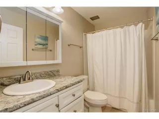 Photo #6: 8384222 Listing