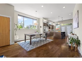 Photo #5: 8387207 Listing