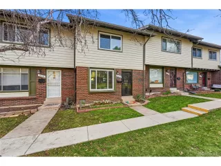 Photo #3: 8390668 Listing