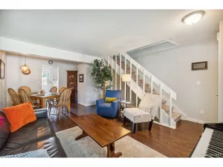 Photo #5: 8393693 Listing 