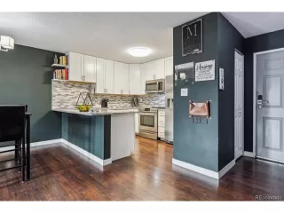 Photo #3: 8396811 Listing