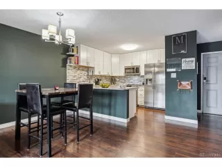 Photo #4: 8396811 Listing