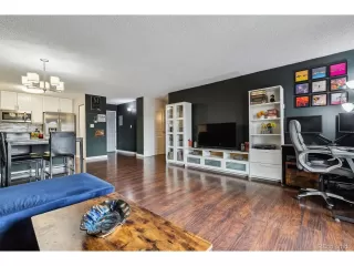 Photo #5: 8396811 Listing