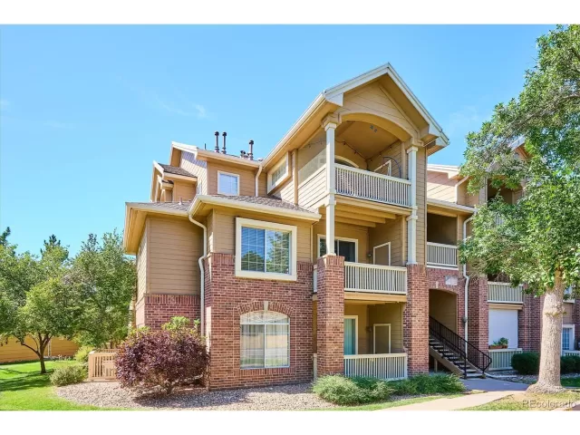 MLS: 8399919 Condo For Sale