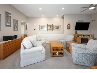 Photo #2: 8401221 Listing