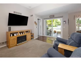 Photo #4: 8401221 Listing