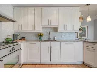 Photo #3: 8403435 Listing