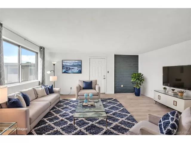 MLS: 8403940 Condo For Sale