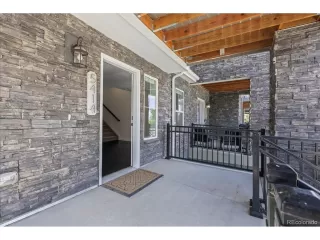 Photo #3: 8403993 Listing