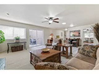 Photo #5: 8405327 Listing 