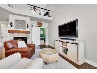 Photo #5: 8406123 Listing